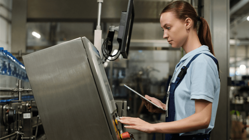 Integrazione MES e Business Central: ottimizzare la produzione manifatturiera nell’era dell’Industria 5.0